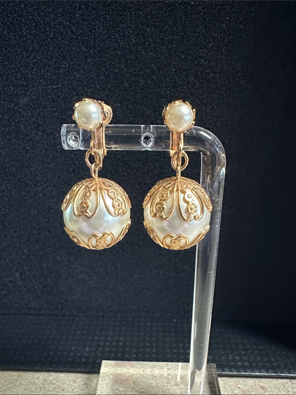 Vintage Sarah Coventry Gold-Tone Filigree Encased Cream Pearl Drop Clip-Ons